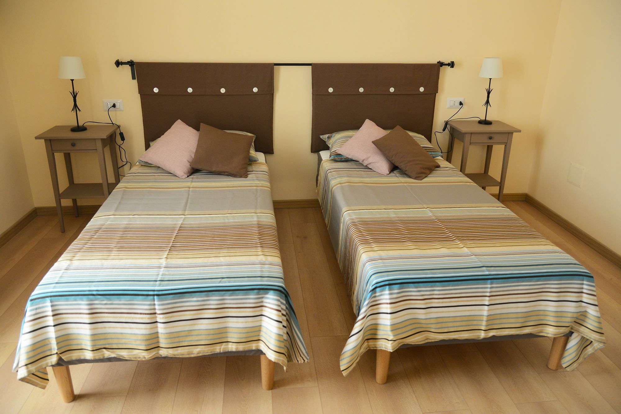 Donnaregina Boutique Apartment Napoli Eksteriør bilde